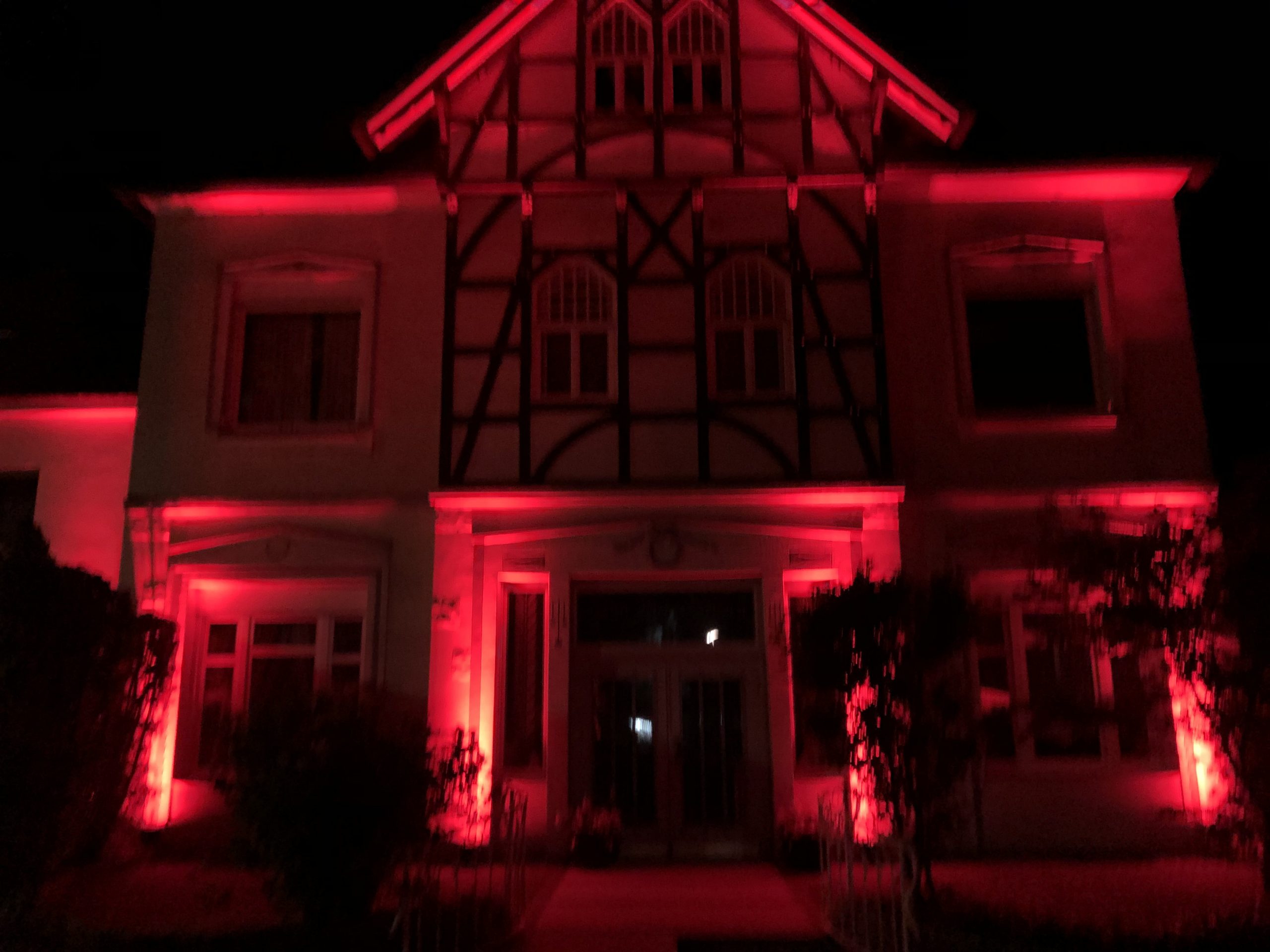 4C1C4683-E4CD-4CBB-A3F0-7BFD2C71A379