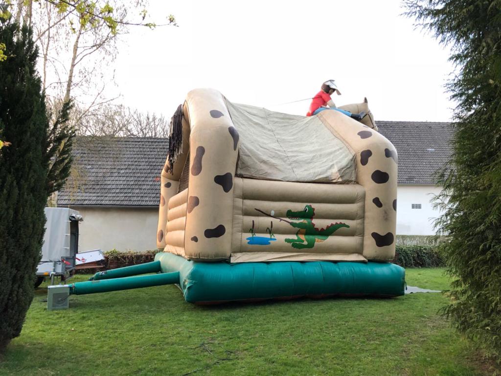 612AF292-98D0-4036-8C78-2A5C0F5A72D3