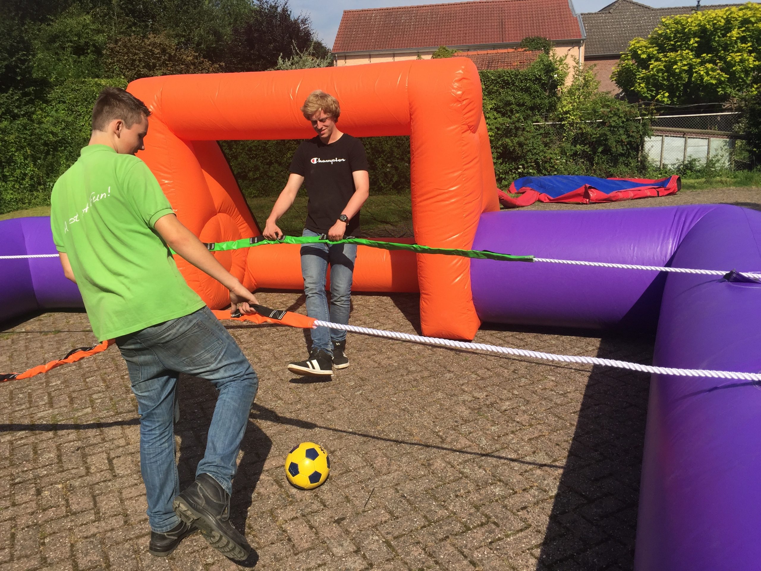 levend-tafelvoetbalspel-zonder-bodem-foto