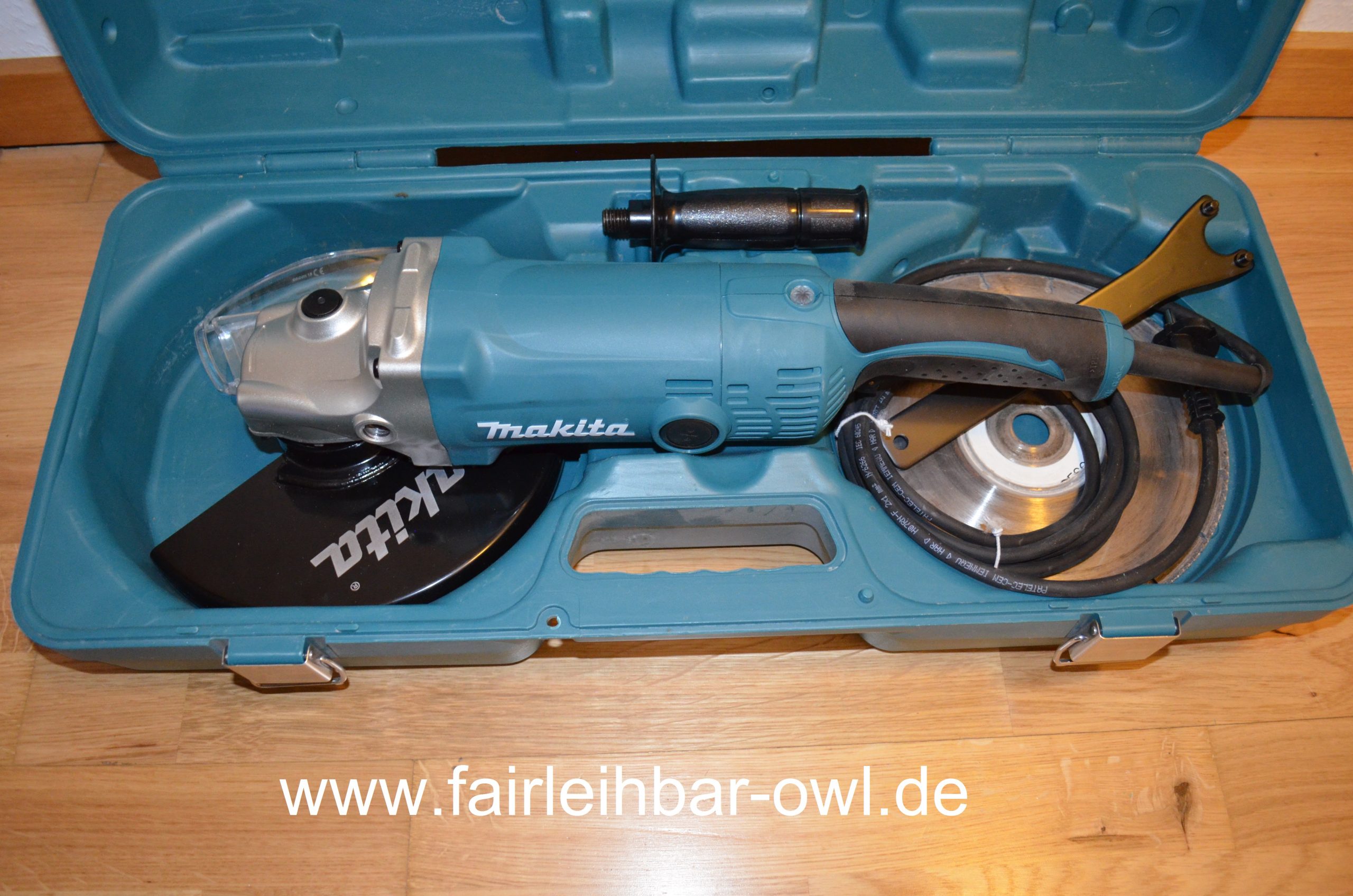 Makita-GA9050R-Signatur-2