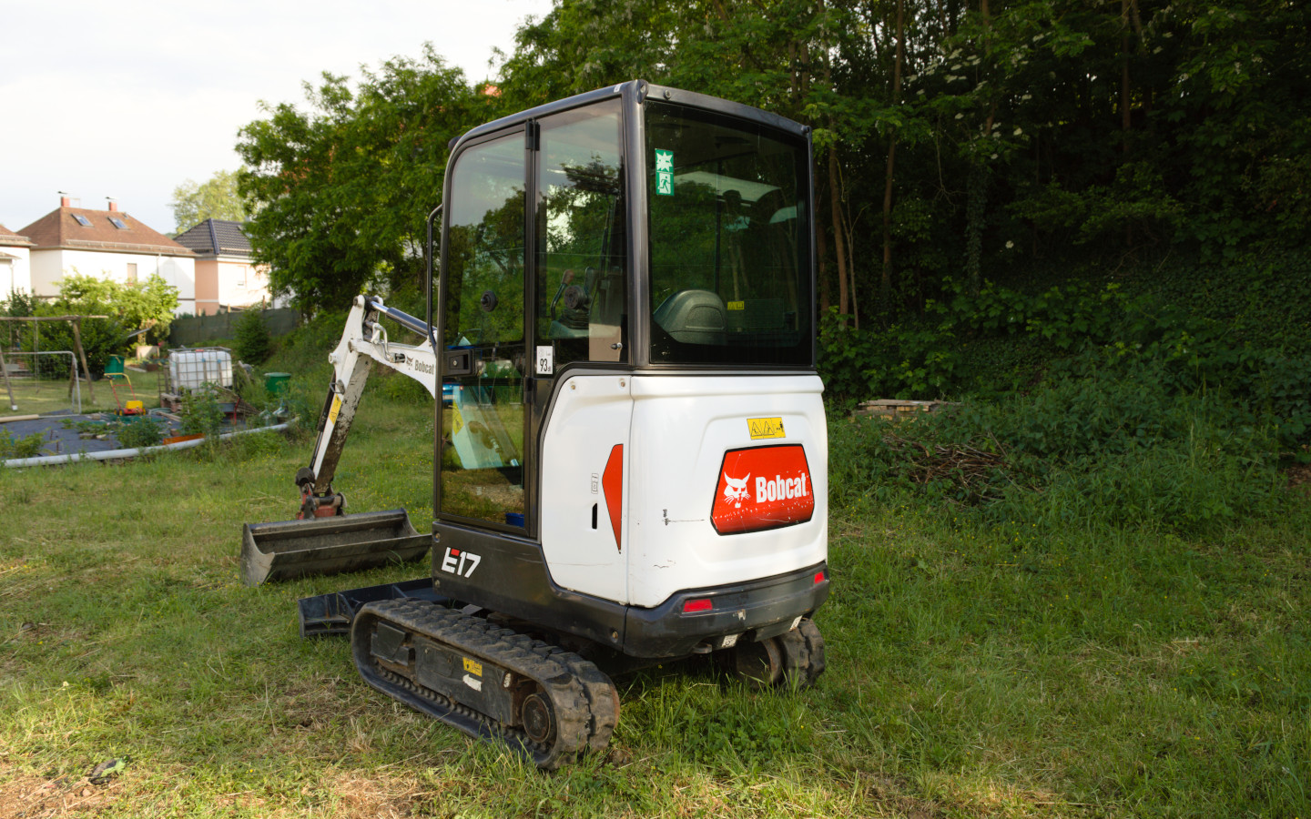 Bobcat-E17-Aussenansicht-1