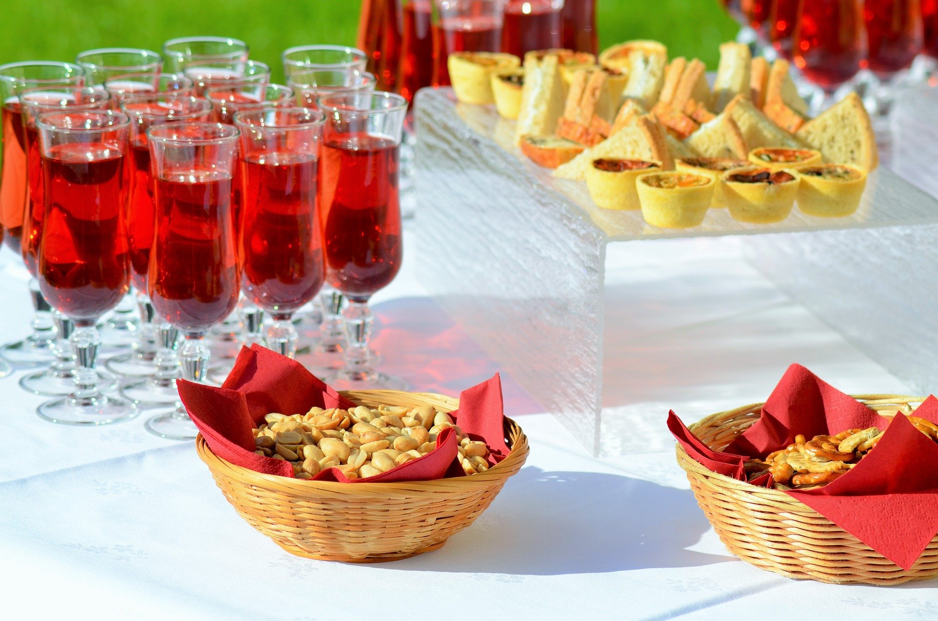 petit-fours-1566257_1920