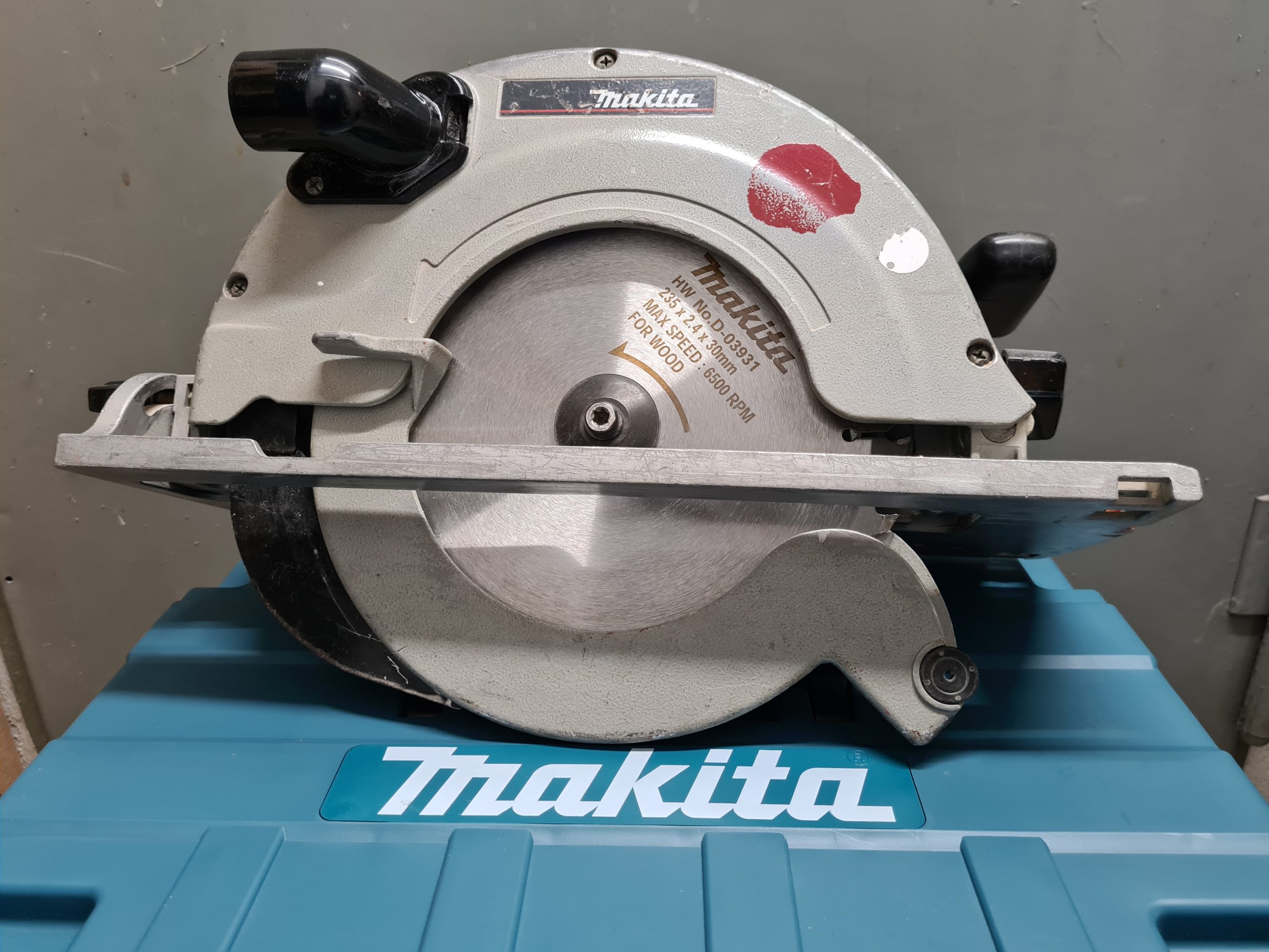 makita_5903r