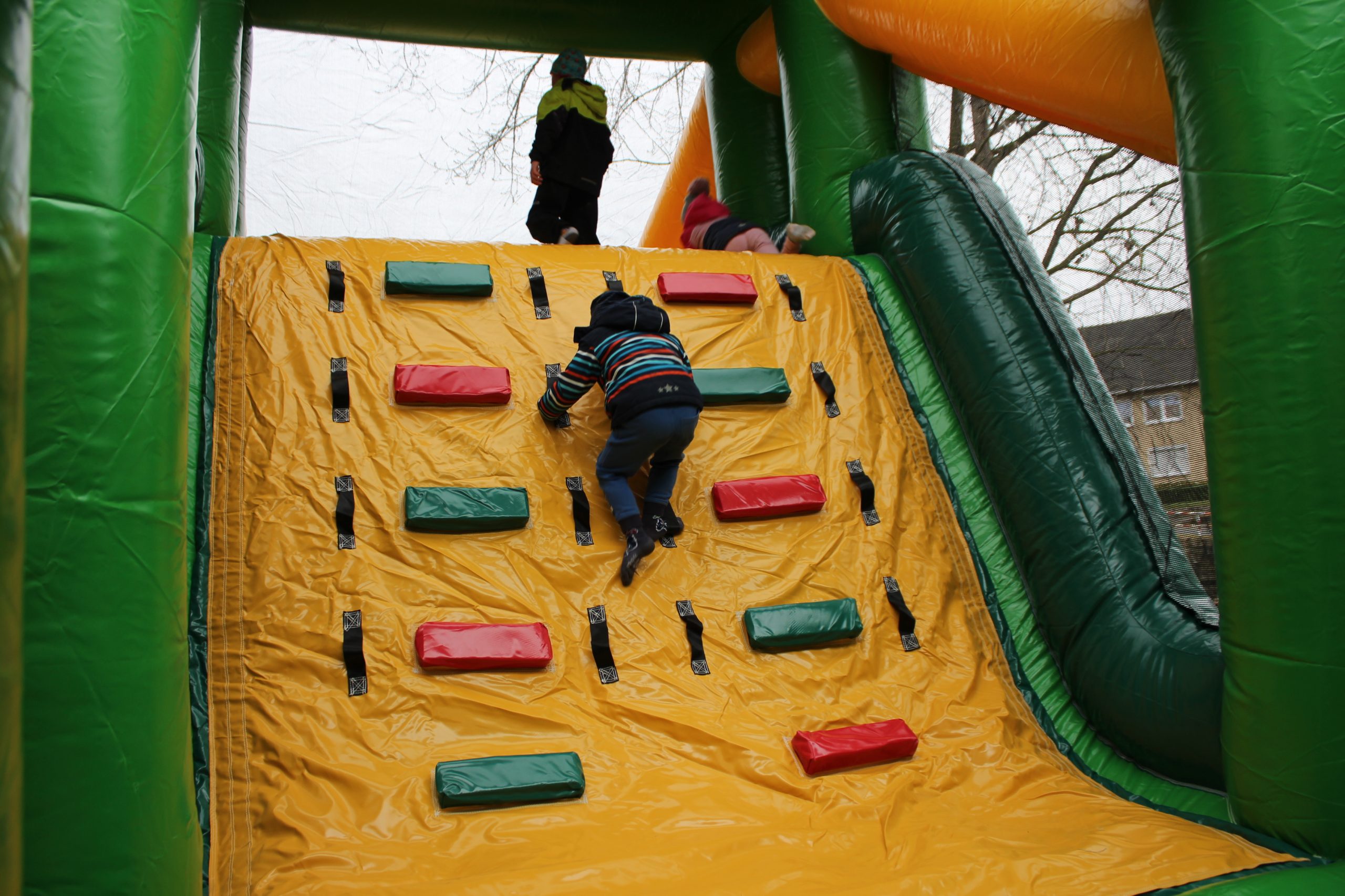 Huepfburg-Jungle-Kottengruener-event-Service-im-Vogtland-9