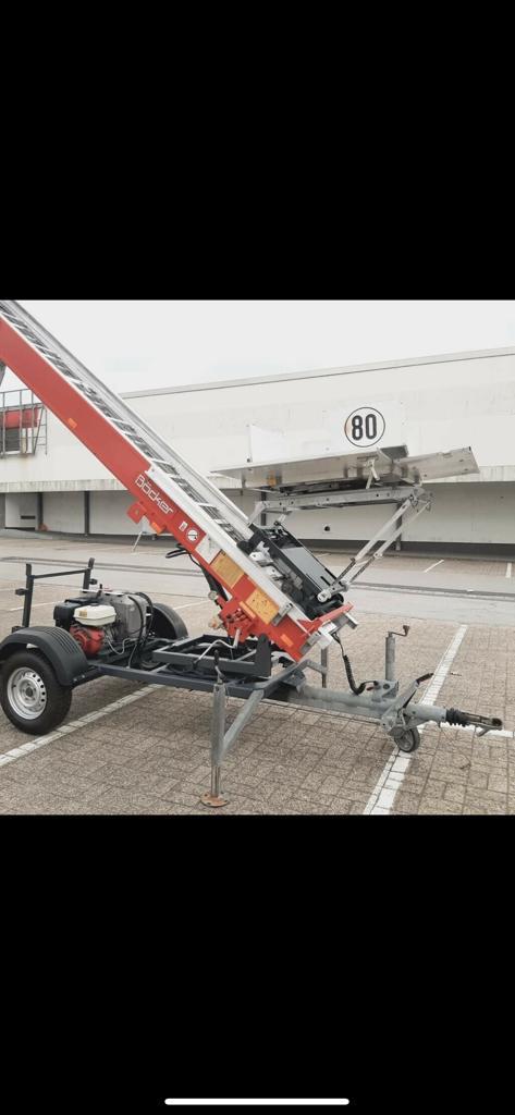 2975E5A8-291A-4373-99CE-A1E77C256658